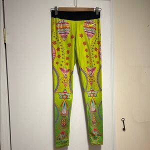 Nike Vibrant Geometric Patterned Leggings